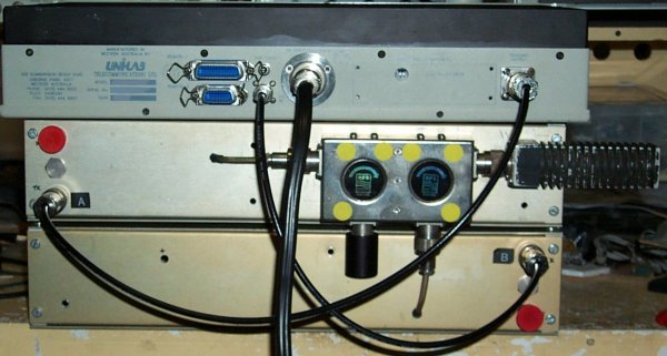 repeater-back.jpg (45191 bytes)