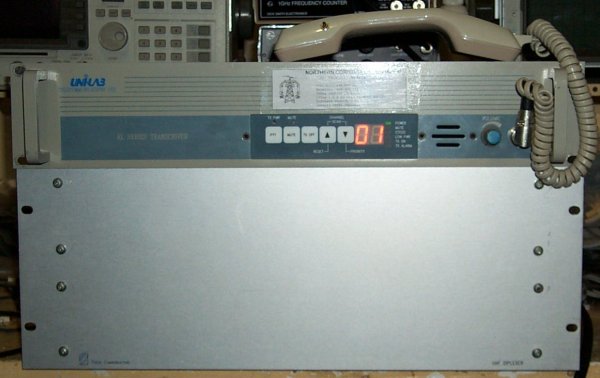 repeater-front.jpg (37400 bytes)
